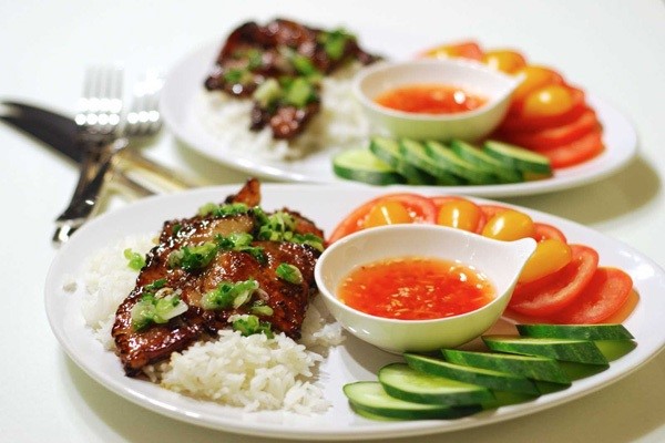 Cách pha nước mắm cơm sườn, cơm tấm ngon ngọt, sánh đặc 1 Cach-lam-nuoc-mam-an-com-tam-1