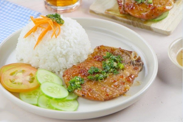 Cách pha nước mắm cơm sườn, cơm tấm ngon ngọt, sánh đặc 3 Cach-lam-nuoc-mam-an-com-tam-3