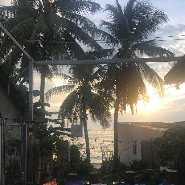 15+ địa điểm ngắm hoàng hôn tại Phú Quốc 27 13 ngam hoang hon phu quoc tai bistro hills